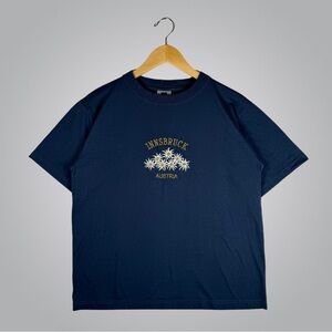Vintage Insbruck Austria Flowers Navy Blue Short Sleeve T-Shirt Medium
